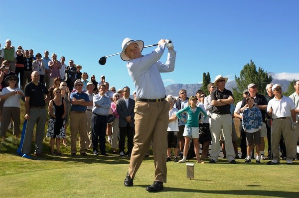 John Key tees off to officially open the new Coronet Nine at Millbrook Resort
